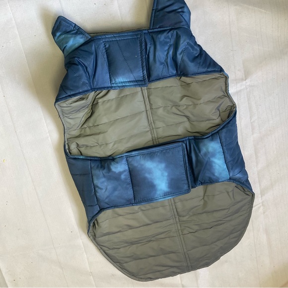 Furhaven Reflective Reflective Puffer Dog Coat. Extra Large - Picture 3 of 4